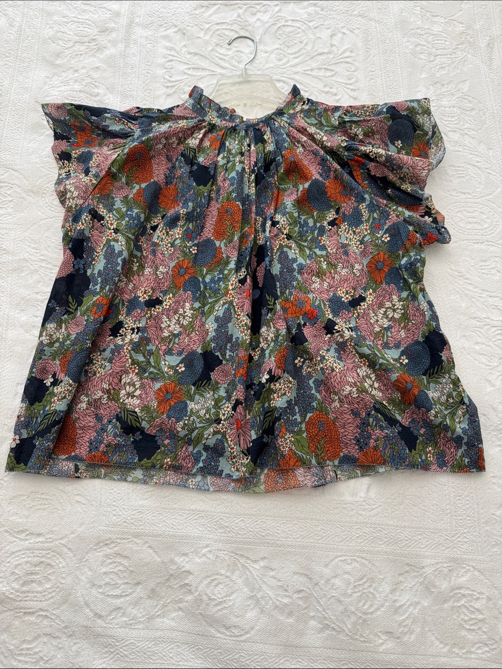 Trovata Birds of Paradis Carla Floral Short Sleeve Blouse in Multi-Color